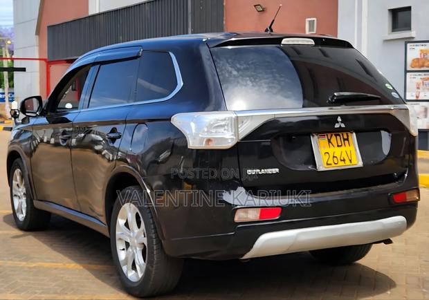 Mitsubishi Outlander 2015 Black