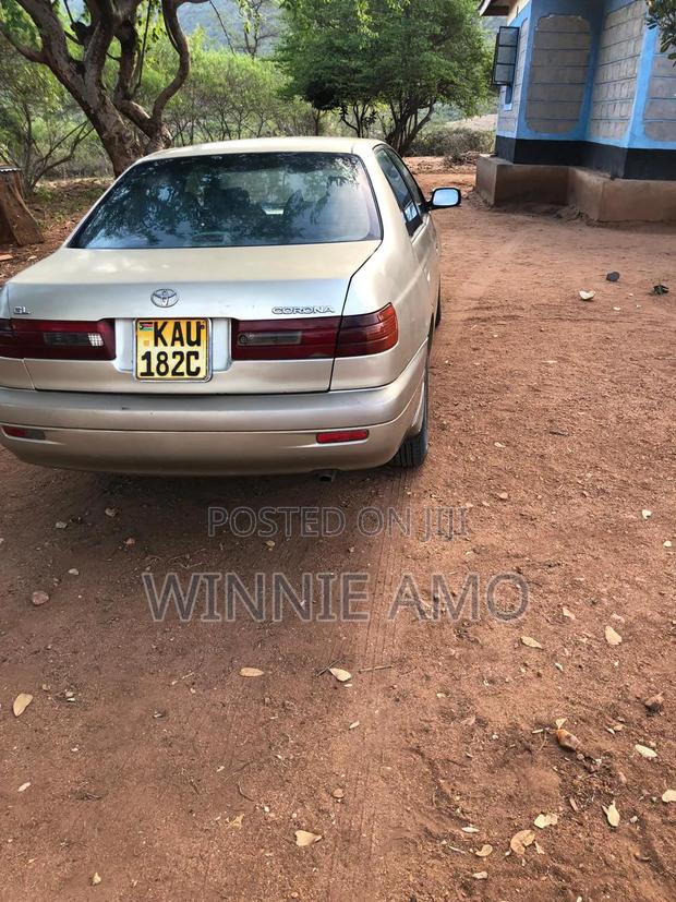 Toyota Corona 1999 Beige