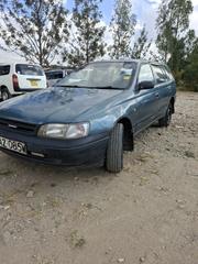 Toyota Caldina 2000 Blue for sale