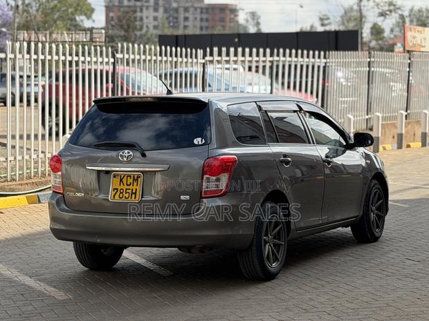 Toyota Corolla Fielder 2011 Burgundy