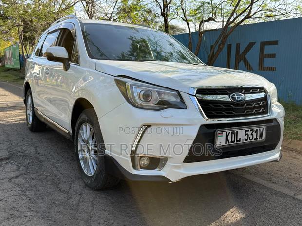 Subaru Forester 2.0XT Premium AWD 2016 Off white