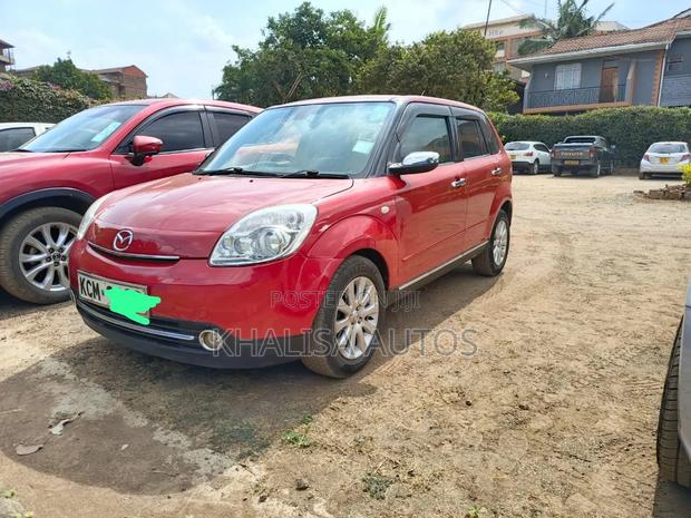 Mazda Verisa 2010 Red