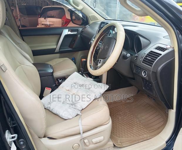 Toyota Land Cruiser Prado 2011 Blue