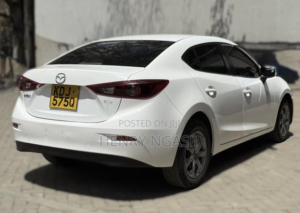 Mazda Axela 2015 Pearl