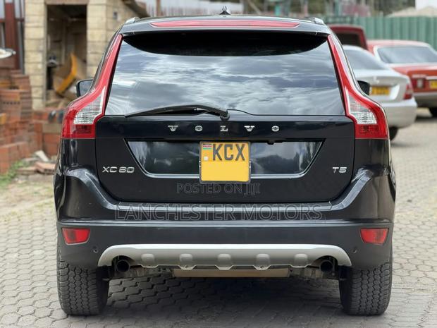 Volvo XC60 T6 AWD 2012 Black
