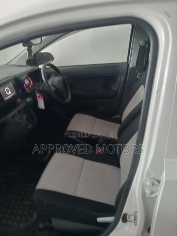 Toyota Pixis 2018 White