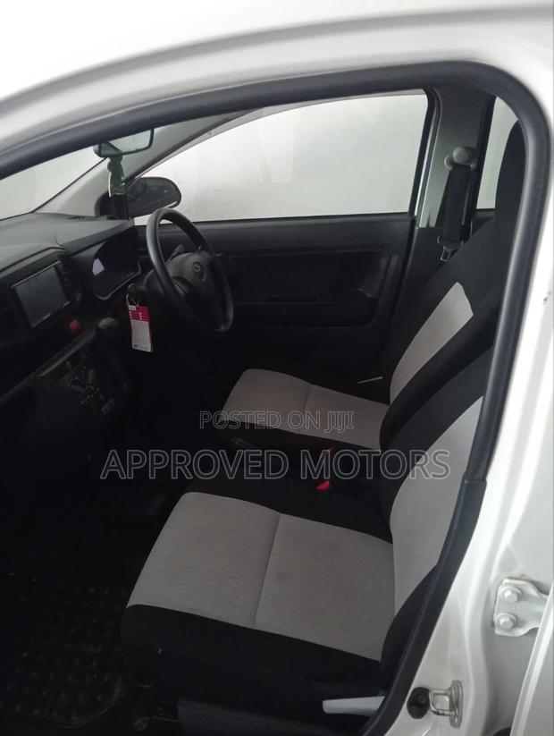 Toyota Pixis 2018 White