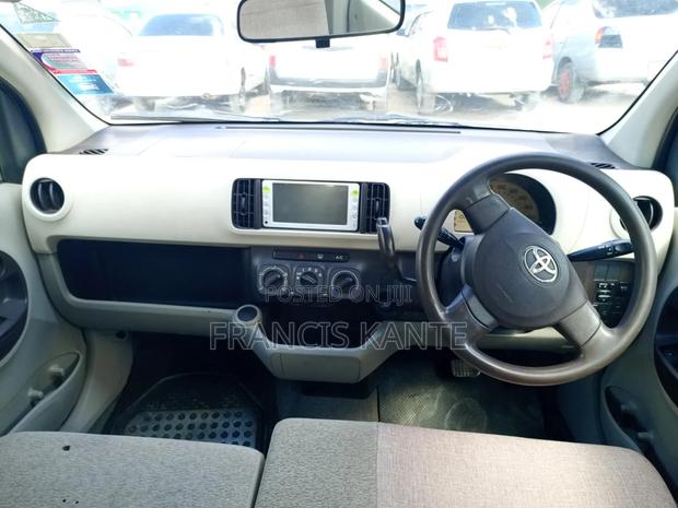 Toyota Passo 2012 Purple