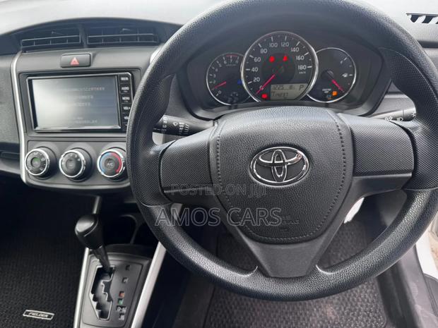 Toyota Corolla Fielder 2019 White