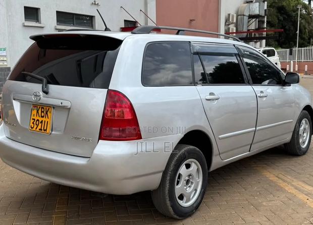 Toyota Corolla Fielder 1.5 Petrol AWD 2003 Silver
