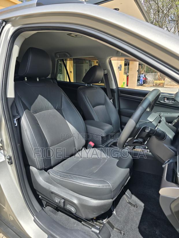Subaru Outback 2.5i AWD 2019 Brown