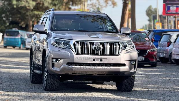 Toyota Land Cruiser Prado 2.8 2019 Burgundy