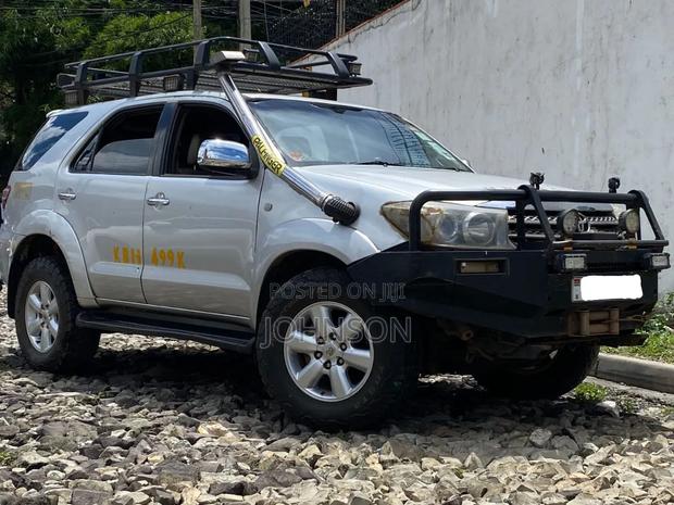 Toyota Fortuner 3.0 D AWD 2008 Silver