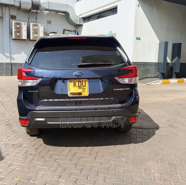 Subaru Forester Premium AWD 2019 Blue