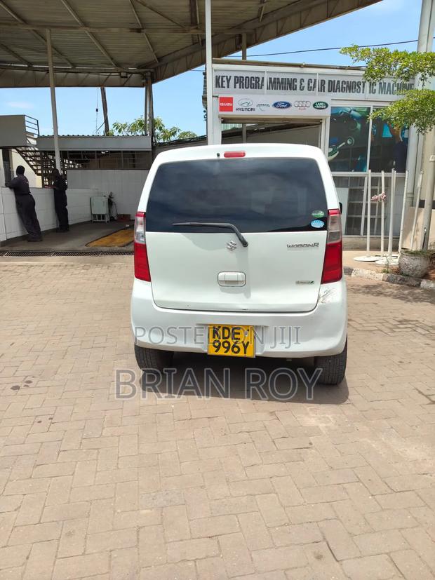 Suzuki Wagon R 660 Petrol AWD 2015 White