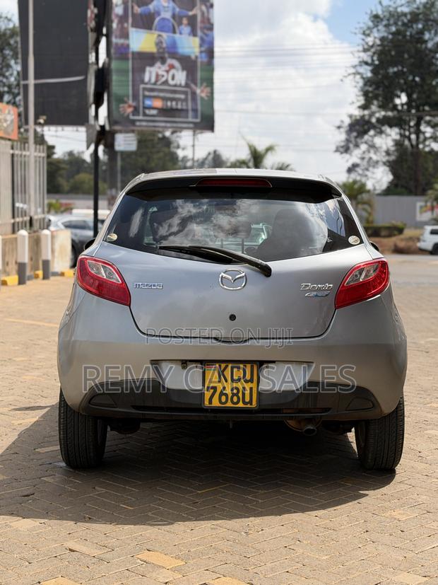 Mazda Demio 2012 Silver