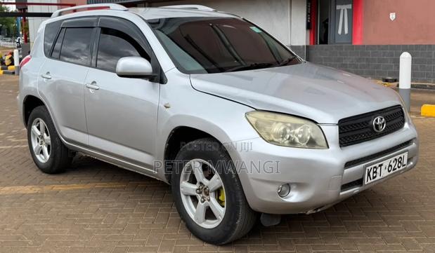 Toyota RAV4 2008 Silver