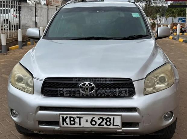 Toyota RAV4 2008 Silver