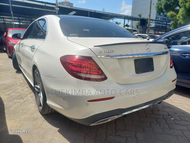 Mercedes-Benz E-Class 2019 White