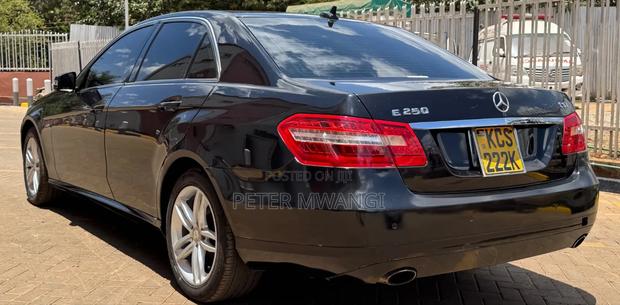Mercedes-Benz E250 2012 Black