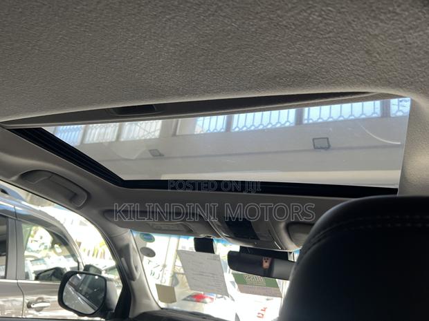 Toyota Land Cruiser 2020 White