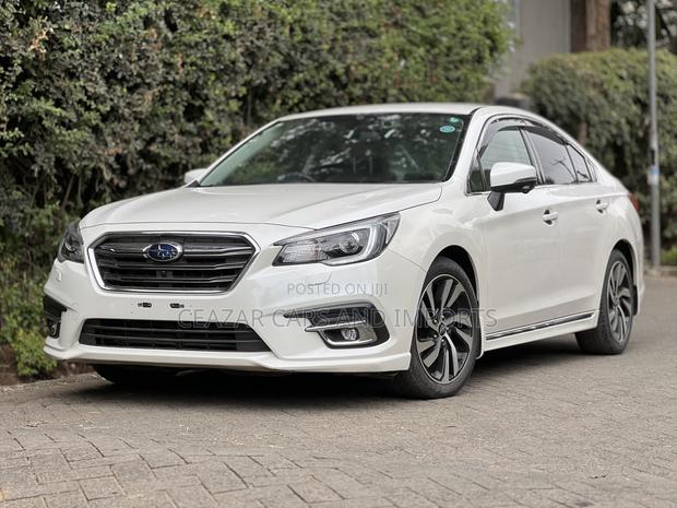 Subaru Legacy 2.5i Sport AWD 2019 White