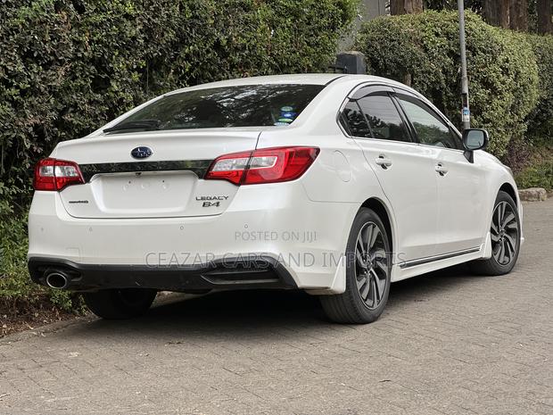 Subaru Legacy 2.5i Sport AWD 2019 White