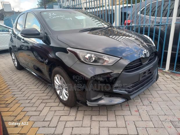 Toyota Yaris 2020 Black