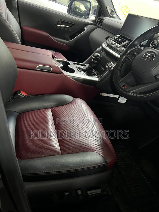Toyota Land Cruiser 2024 Black