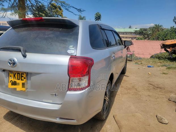 Toyota Corolla Fielder 2015 Silver