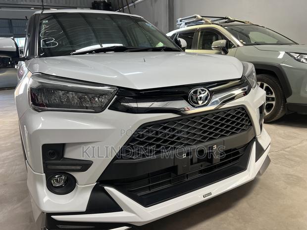 Toyota Raize 2023 White