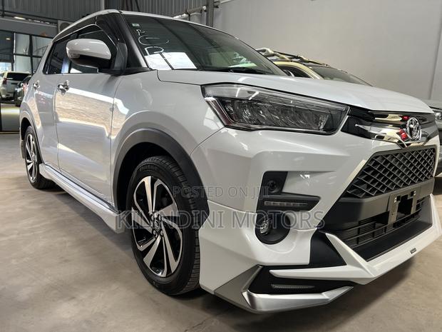 Toyota Raize 2023 White