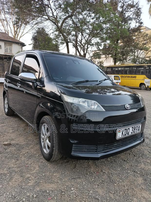 Toyota Spade 2017 Gray