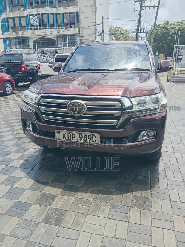 Toyota Land Cruiser 2016 Maroon