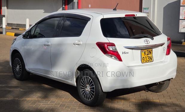 Toyota Vitz 2016 White