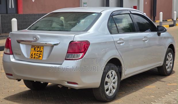Toyota Axio 1.5 G 2WD 2015 Silver