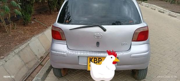 Toyota Vitz 2005 Pink