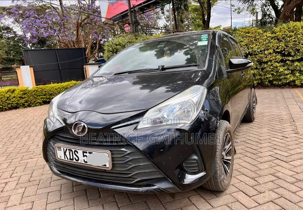 Toyota Vitz 1.0 FWD 5dr 2019 Black