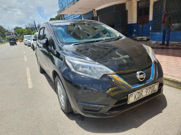 Nissan Note 2017 Black