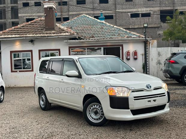 Toyota Probox 1.5 Hybrid GL 2020 White