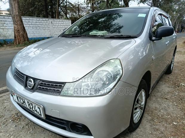 Nissan Wingroad 2009 Silver