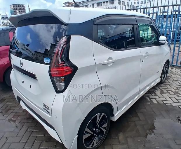 Nissan Dayz 2020 White