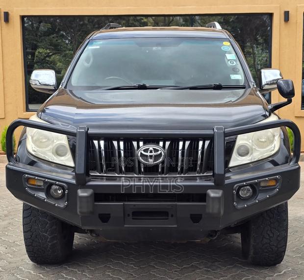 Toyota Land Cruiser 2013 Black