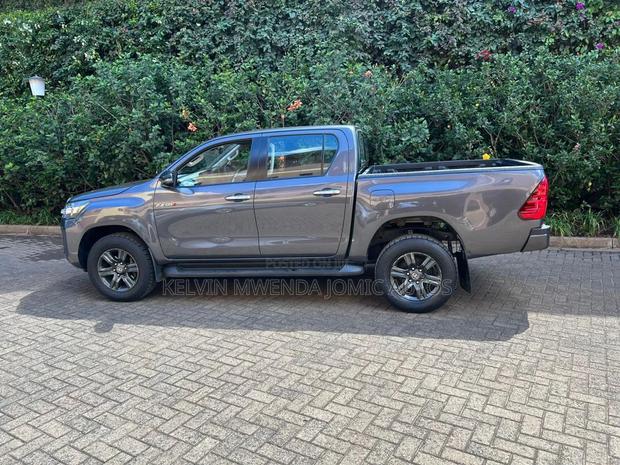 Toyota Hilux 2021