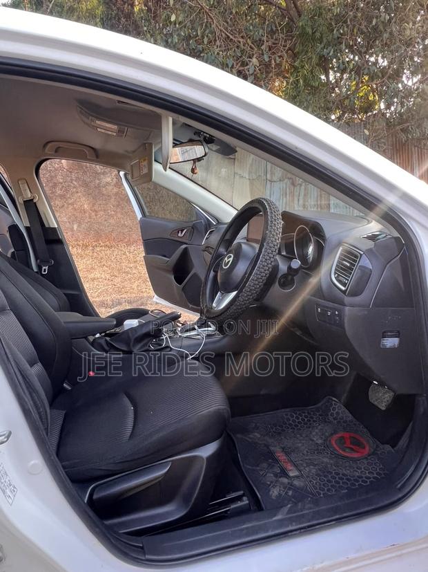 Mazda Axela 2015 White