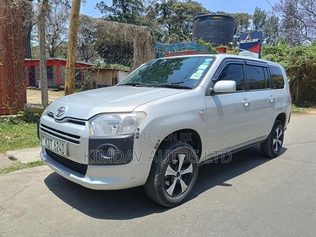 Toyota Succeed 2018 Silver