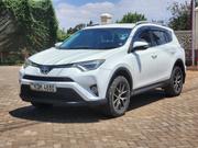Toyota RAV4 2015 White for sale