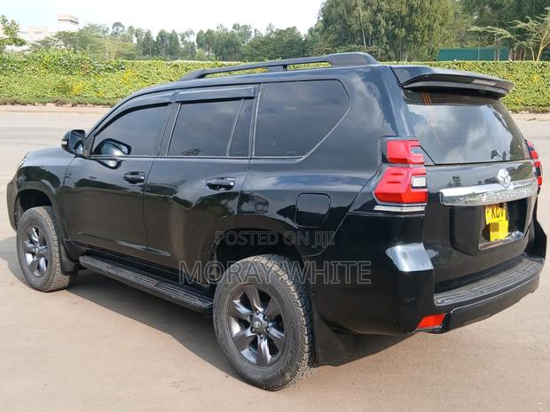Toyota Land Cruiser Prado 2.7 i 2013 Black