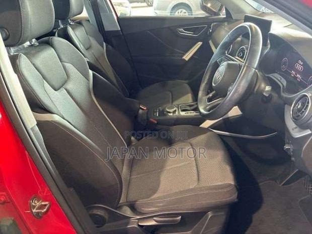 Audi Q2 2020 Red