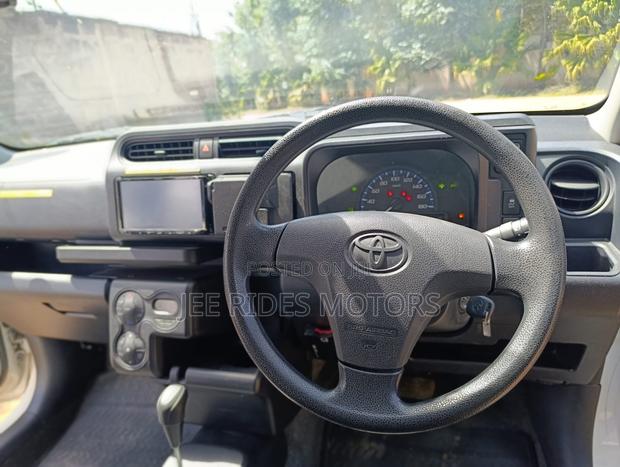 Toyota Succeed 2020 White